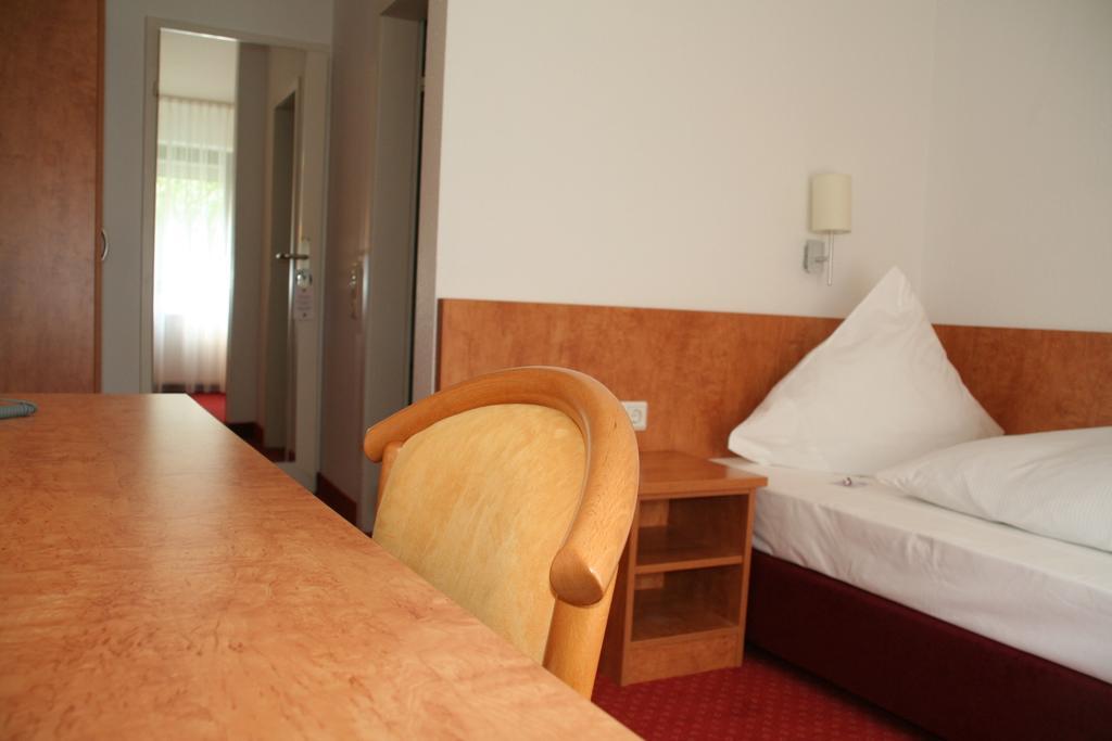 Cityclass Hotel Atrium Budget Leverkusen Quarto foto