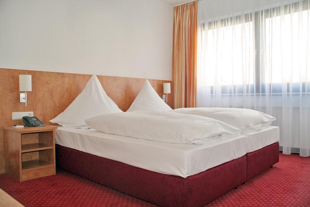 Cityclass Hotel Atrium Budget Leverkusen Quarto foto